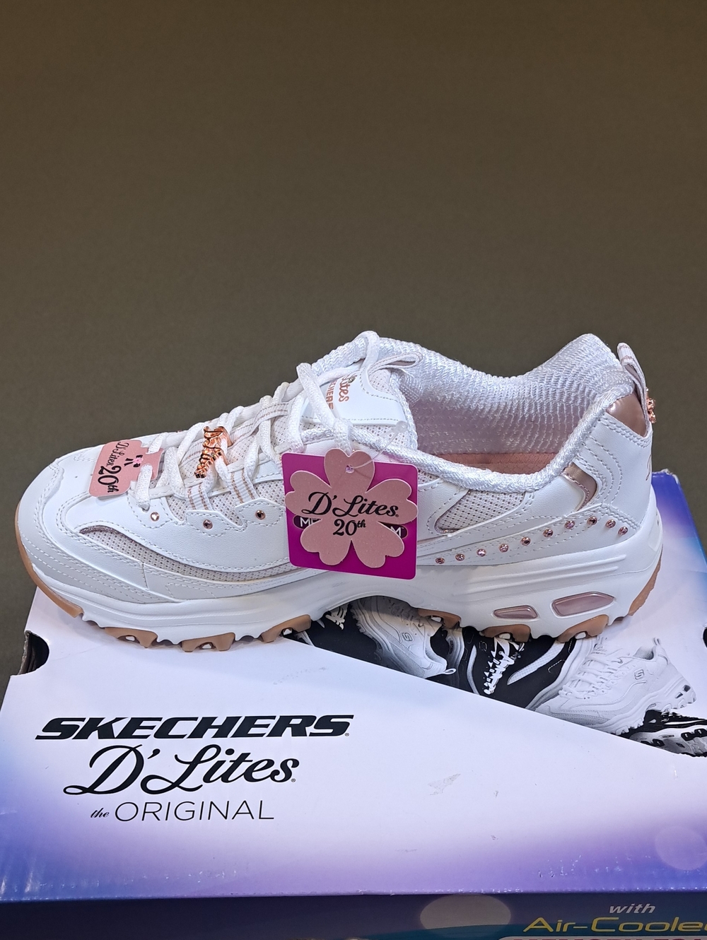 Skechers D'Lites - 20th Anniversary Sneaker - Color: White/Rose Gold - Size: 8.5